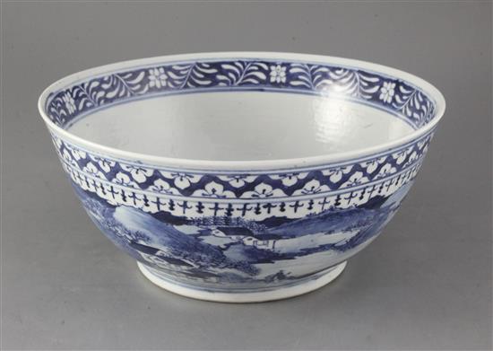 A Chinese blue and white bowl, 19th century, diameter 30.5cm